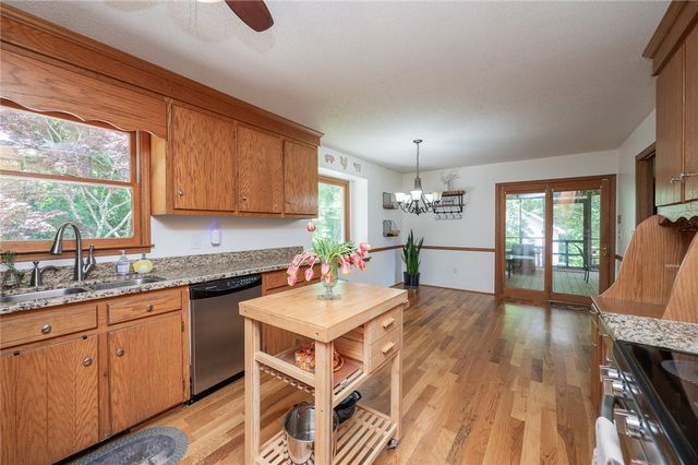 606 Mountain View Road, Williamston, SC 29697