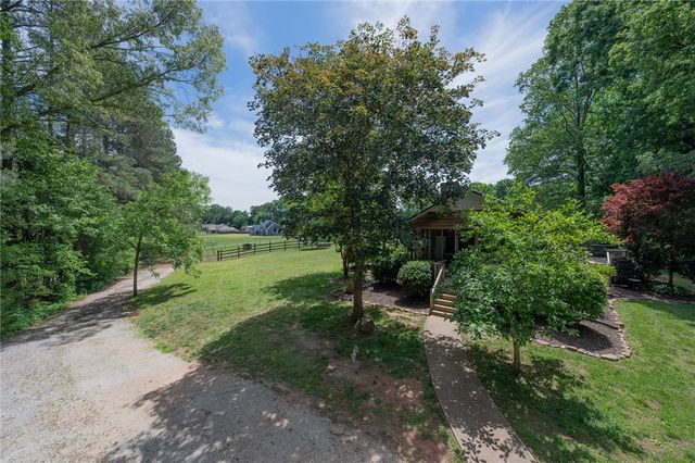 606 Mountain View Road, Williamston, SC 29697