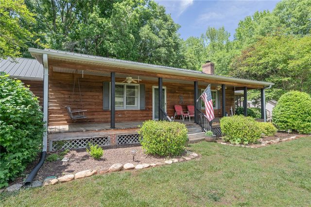 606 Mountain View Road, Williamston, SC 29697