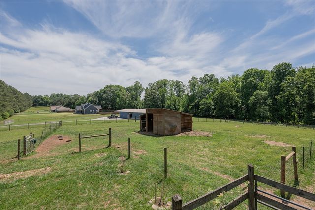 606 Mountain View Road, Williamston, SC 29697
