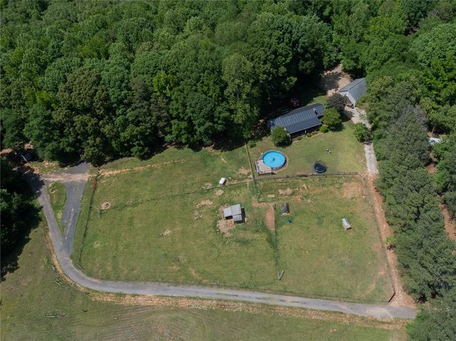 606 Mountain View Road, Williamston, SC 29697