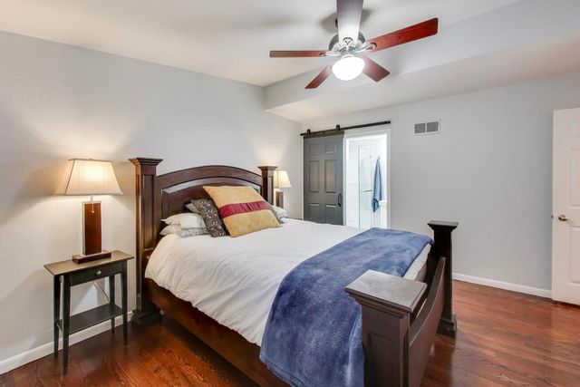 3349 University Avenue, Highland Park, IL 60035