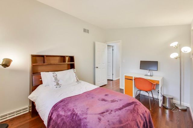 3349 University Avenue, Highland Park, IL 60035