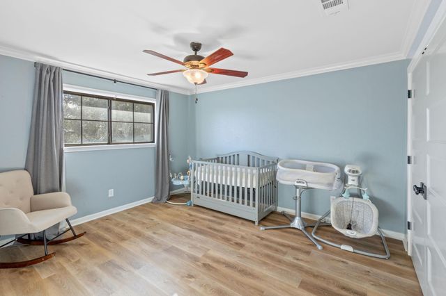 2041 Louise St, Sulphur, LA 70663