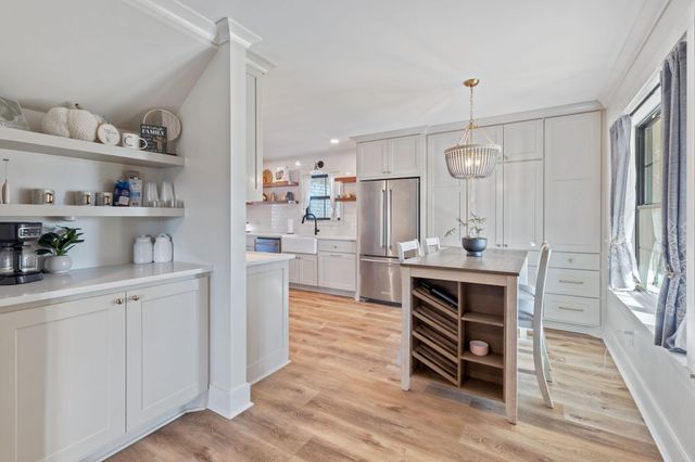 2041 Louise St, Sulphur, LA 70663