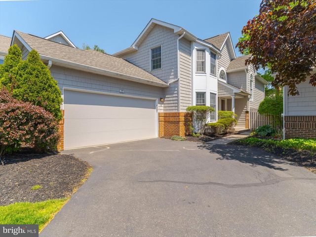 475 FRANKLIN CIR, Yardley, PA 19067