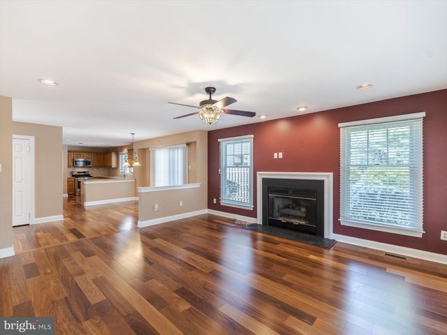 475 FRANKLIN CIR, Yardley, PA 19067