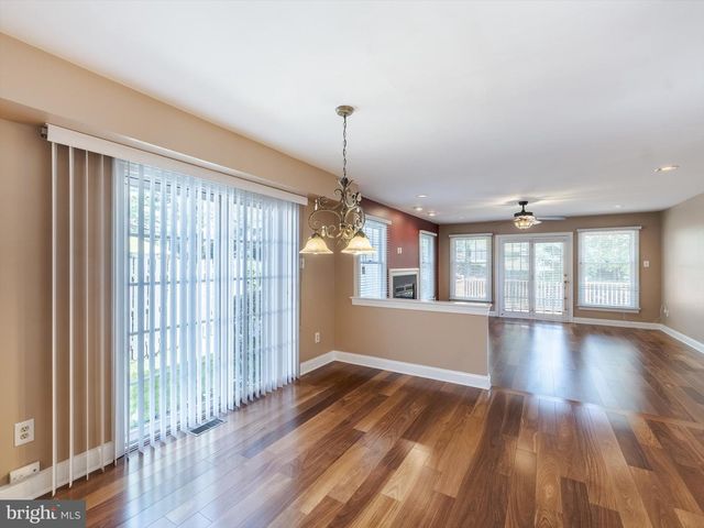 475 FRANKLIN CIR, Yardley, PA 19067