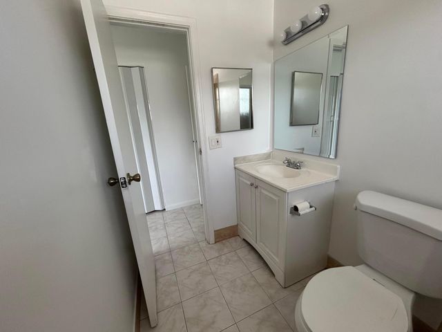6140 SW 41st Court 1, Davie, FL 33314