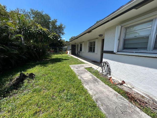 6140 SW 41st Court 1, Davie, FL 33314