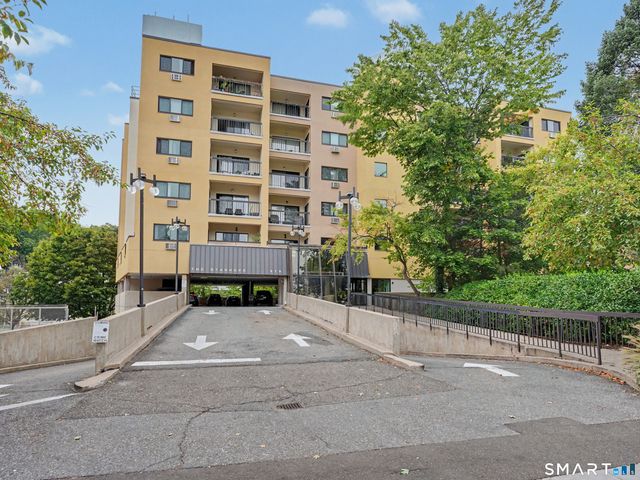 970 Hope Street 4A, Stamford, CT 06907