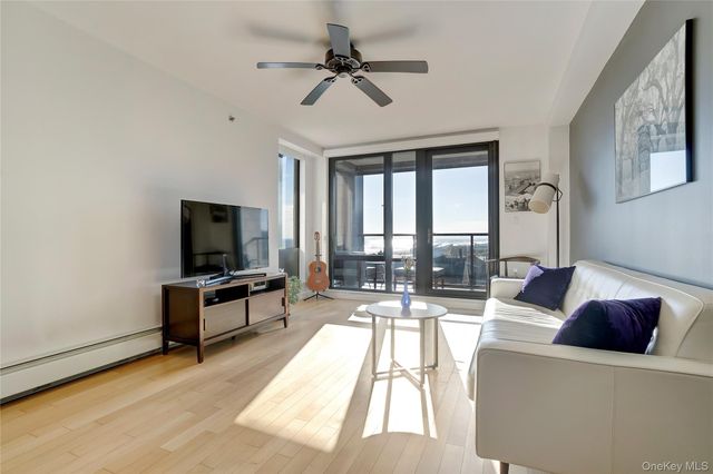 91-16 Shore Front Parkway 5D, Rockaway Beach, NY 11693