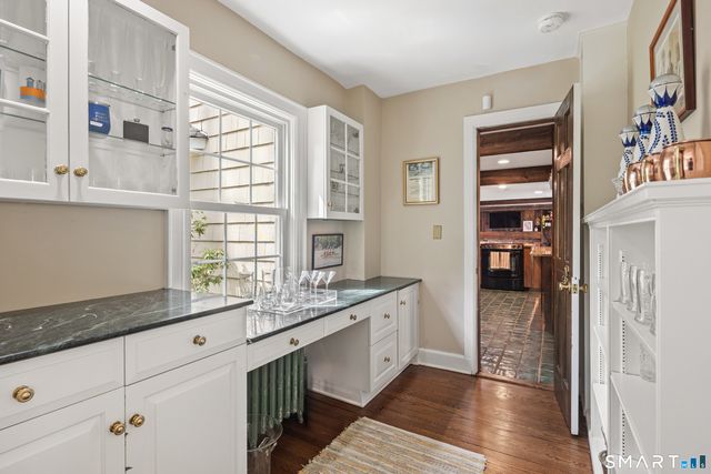 3 Holmewood Lane, New Canaan, CT 06840