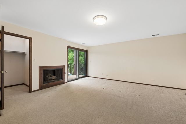 125 Boardwalk Place 201, Park Ridge, IL 60068