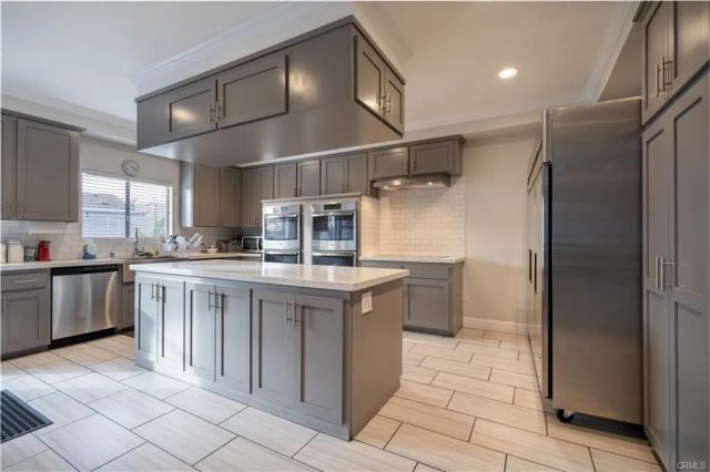 10210 Baseline 265, Rancho Cucamonga, CA 91701