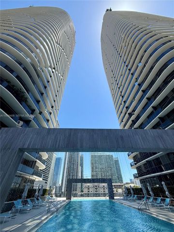 55 SW 9th St 1808, Miami, FL 33130