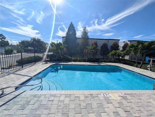 3633 W EVERETTE AVENUE, Tampa, FL 33611