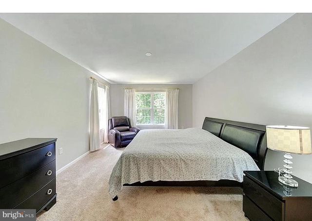 176 FOUNTAYNE, Lawrenceville, NJ 08648