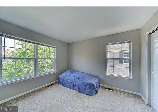 176 FOUNTAYNE, Lawrenceville, NJ 08648