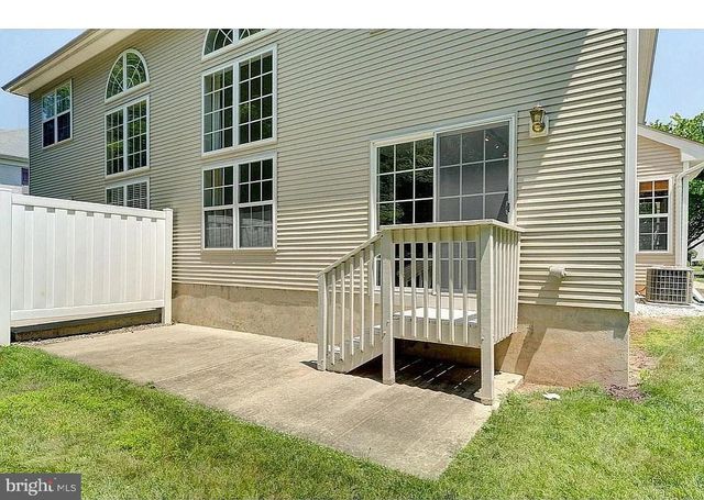 176 FOUNTAYNE, Lawrenceville, NJ 08648