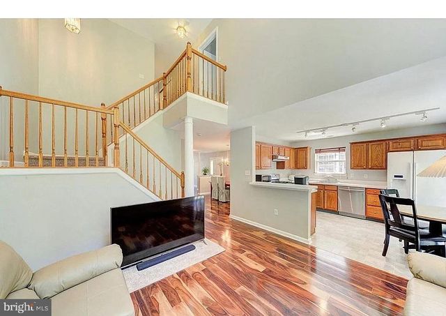 176 FOUNTAYNE, Lawrenceville, NJ 08648