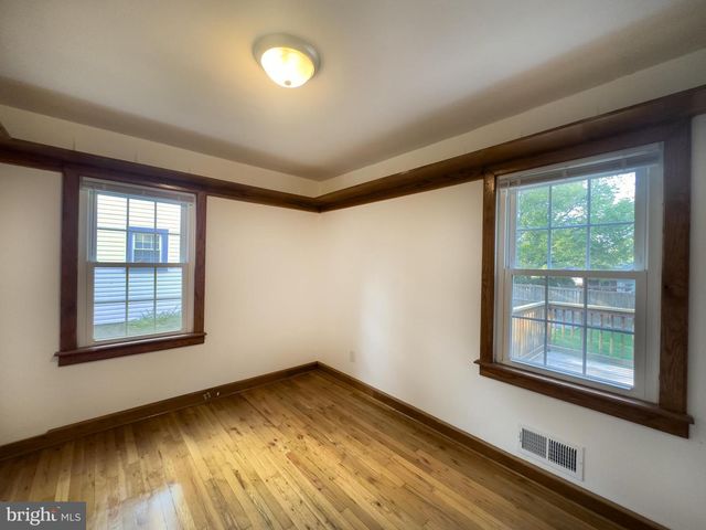 3515 NIMITZ RD, Kensington, MD 20895