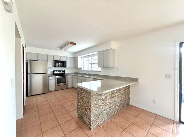 2027 BALBOA WAY, Kissimmee, FL 34741