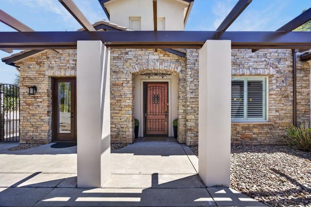 2690 Taylor Rd, Penryn, CA 95663