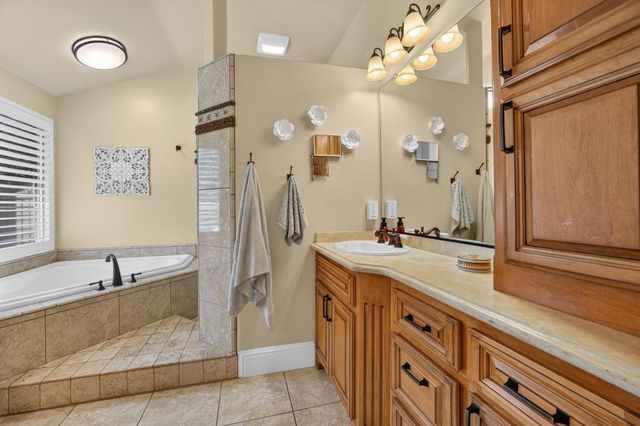 2690 Taylor Rd, Penryn, CA 95663
