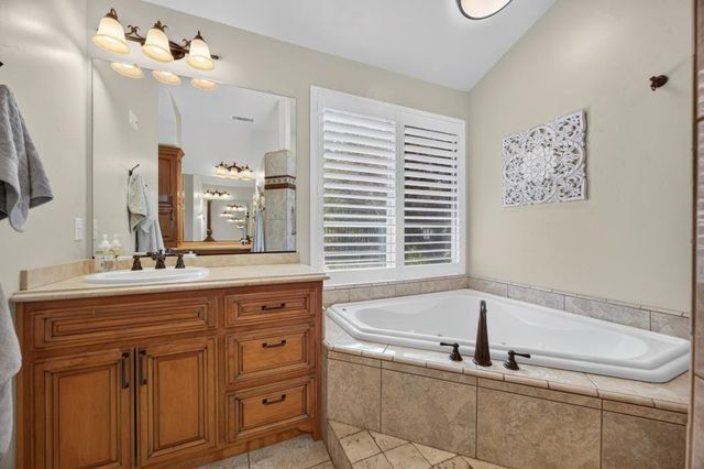 2690 Taylor Rd, Penryn, CA 95663