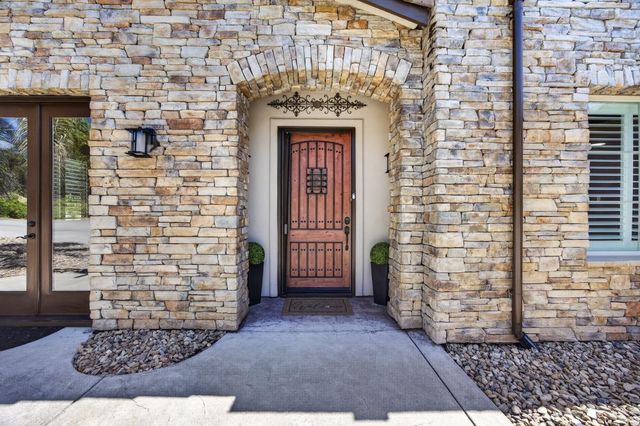 2690 Taylor Rd, Penryn, CA 95663
