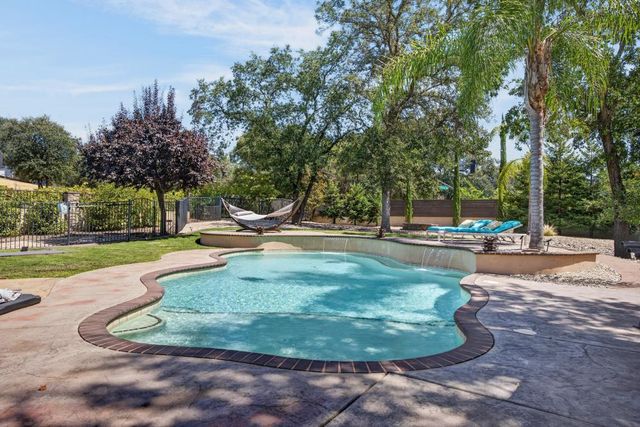 2690 Taylor Rd, Penryn, CA 95663