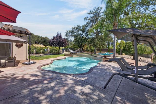 2690 Taylor Rd, Penryn, CA 95663