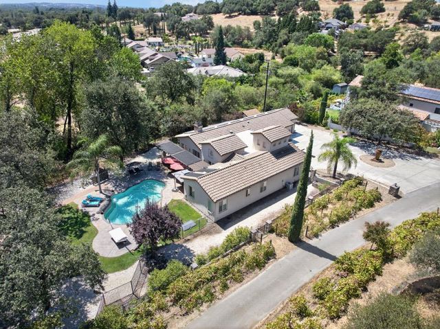 2690 Taylor Rd, Penryn, CA 95663