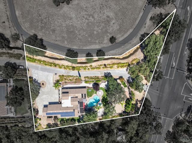 2690 Taylor Rd, Penryn, CA 95663