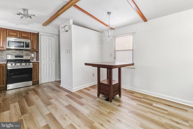 2 MARATHON DR, Mantua, NJ 08051