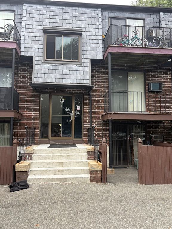 44 Main St. 6, North Reading, MA 01864