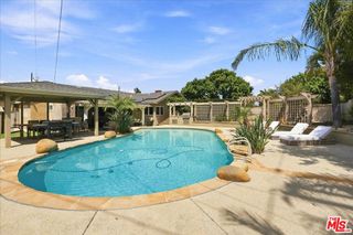 1940 Country Club Road, Thousand Oaks, CA 91360