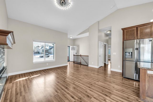 2109 S Cranbrook St, Wichita, KS 67207