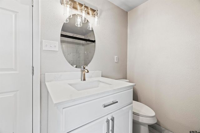 229 Orchard St., Alba, TX 75410