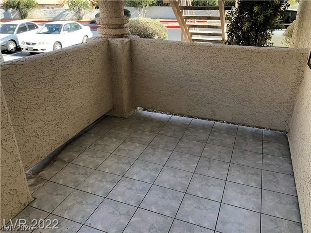 1105 SULPHUR SPRINGS Lane 102, Las Vegas, NV 89128 — photo 5