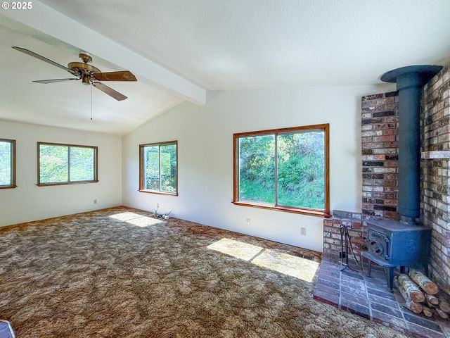 96134 FOXGLOVE Way, Brookings, OR 97415