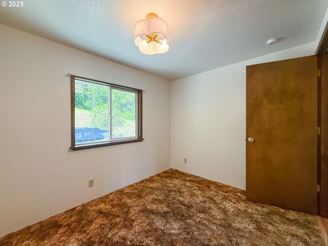96134 FOXGLOVE Way, Brookings, OR 97415