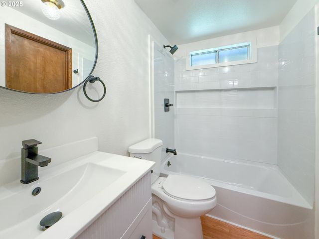96134 FOXGLOVE Way, Brookings, OR 97415
