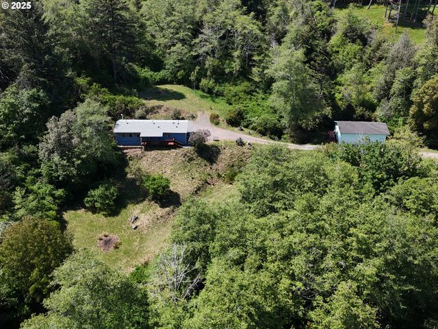 96134 FOXGLOVE Way, Brookings, OR 97415