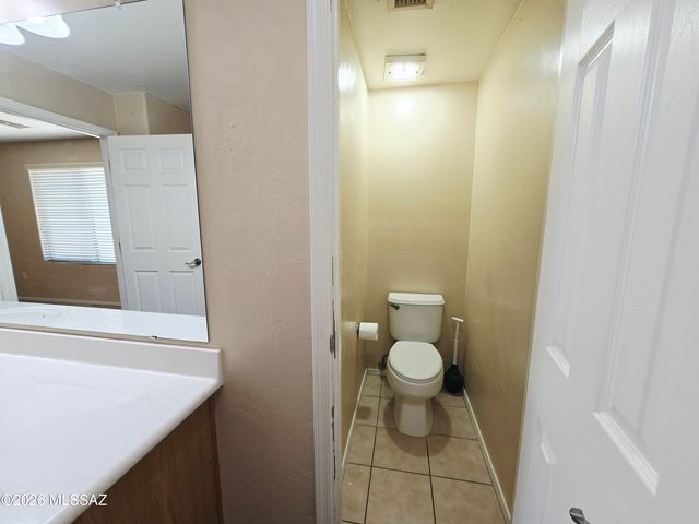 5957 E Franklin Tale Drive, Tucson, AZ 85756