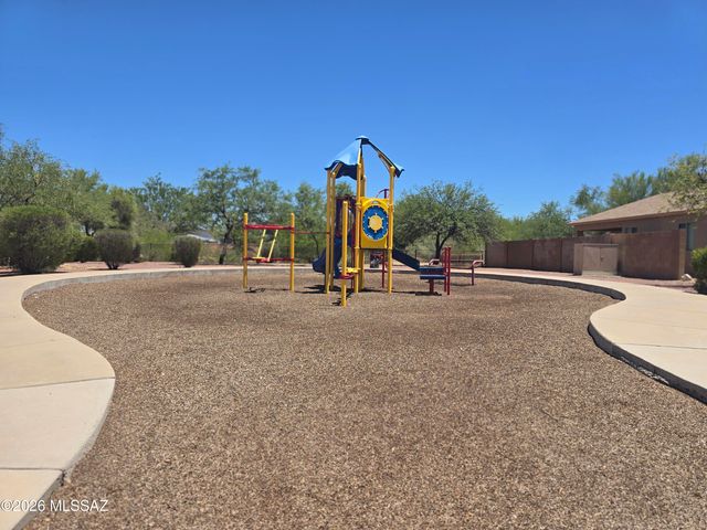 5957 E Franklin Tale Drive, Tucson, AZ 85756
