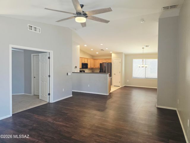5957 E Franklin Tale Drive, Tucson, AZ 85756