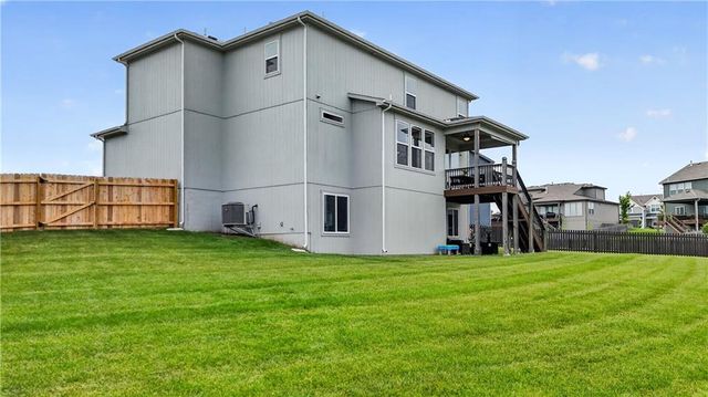 6619 NW 105th Court, Kansas City, MO 64154