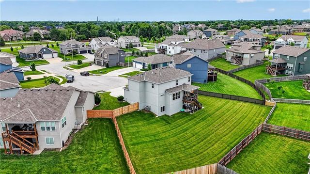6619 NW 105th Court, Kansas City, MO 64154